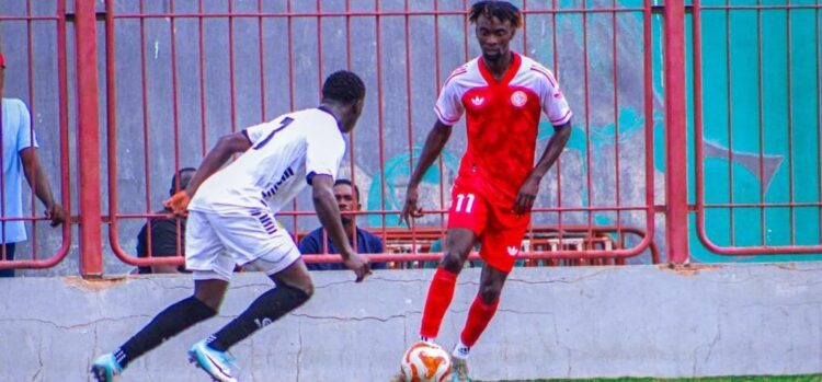 Ligue 2 - Alexandre Coly, attaquant AS Douanes : "Je me suis adapté malgré un championnat très rythmé" - wiwsport Ligue 2 - Alexandre Coly, attaquant AS Douanes : "Je me suis adapté malgré un championnat très rythmé" - wiwsport