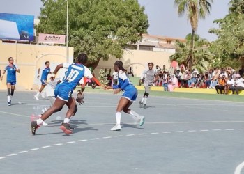Handball championnat national (1ère j.) : Le tenant du titre chez les dames, Diamono démarre bien la défense de son titre en battant DUC (31-27) - wiwsport