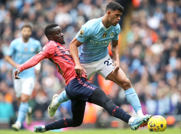 Premier League : Everton d'Idrissa Gueye s'incline face à Manchester City - wiwsport Premier League : Everton d'Idrissa Gueye s'incline face à Manchester City - wiwsport
