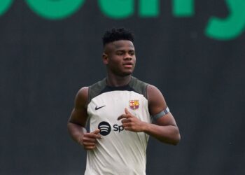 Lamine Ba (Oncle et conseiller de Mika) : "Mikayil Faye est resté un an et demi sans compétir en raison (...) On a reçu des menaces" - wiwsport