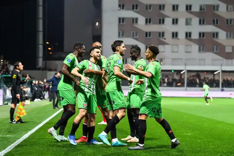 National 1 : Intraitable à domicile, le Red Star d'Habib Bèye s'envole en battant Martigues - wiwsport