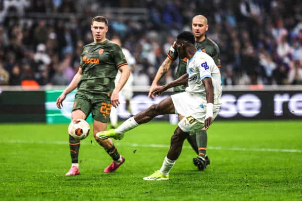 Ligue Europa : L'OM s'impose face au Shakhtar Donetsk avec un but d'Ismaïla Sarr et rejoint les 8es de finale - wiwsport Ligue Europa : L'OM s'impose face au Shakhtar Donetsk avec un but d'Ismaïla Sarr et rejoint les 8es de finale - wiwsport
