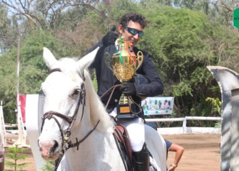 Équestres : Vainqueur du prix National 2, Mouhamed Kazoum : "Je suis très heureux d'avoir remporté ce prix" - wiwsport