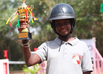 Équestres : Assina Ndour (Hann Marinas) : "Je suis très contente d'avoir remporté le trophée" - wiwsport