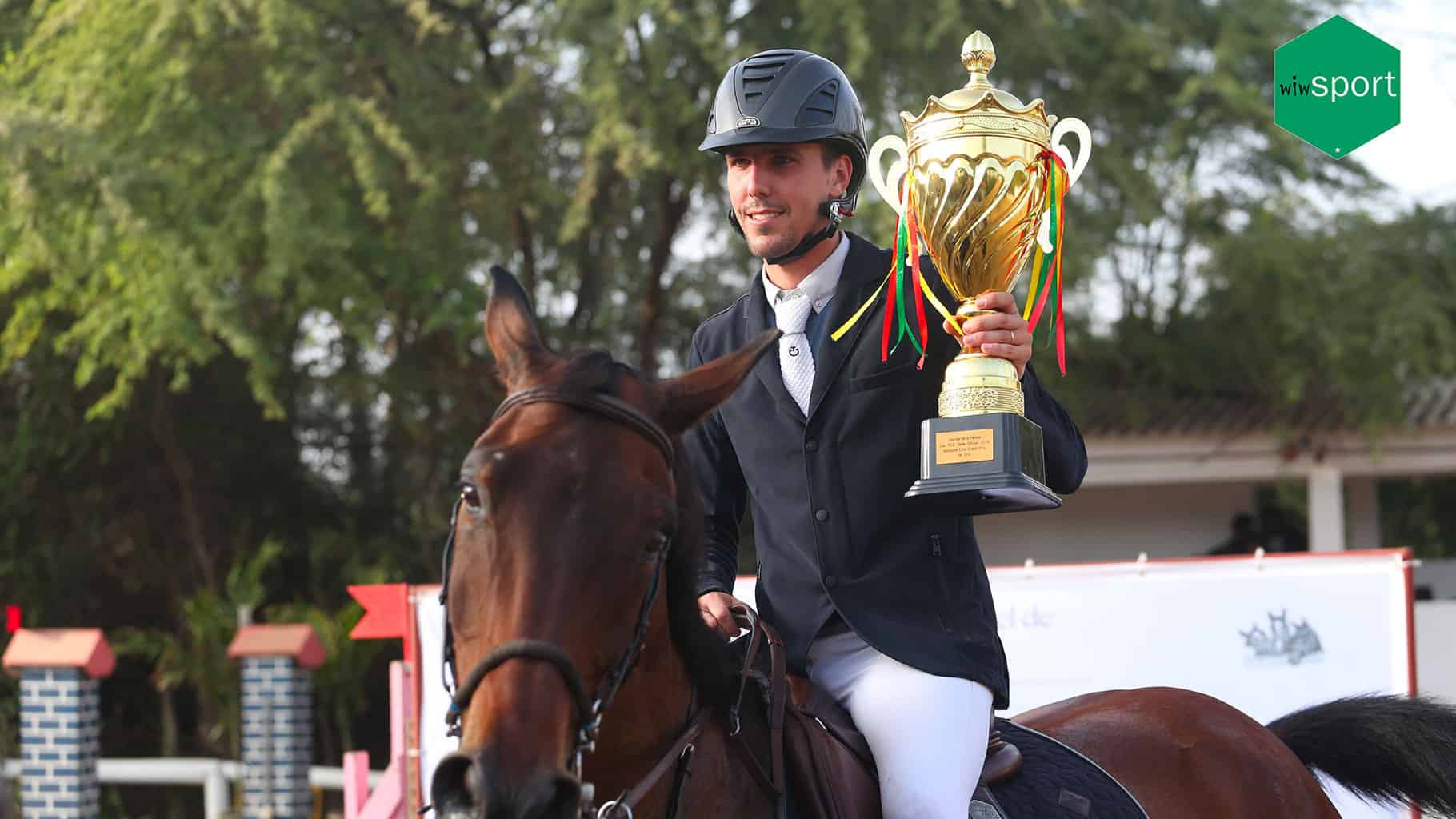 Équestres : Vainqueur du prix Nationale Élite, Arnaud Rosière : "On a travaillé depuis le début de la saison" - wiwsport Équestres : Vainqueur du prix Nationale Élite, Arnaud Rosière : "On a travaillé depuis le début de la saison" - wiwsport