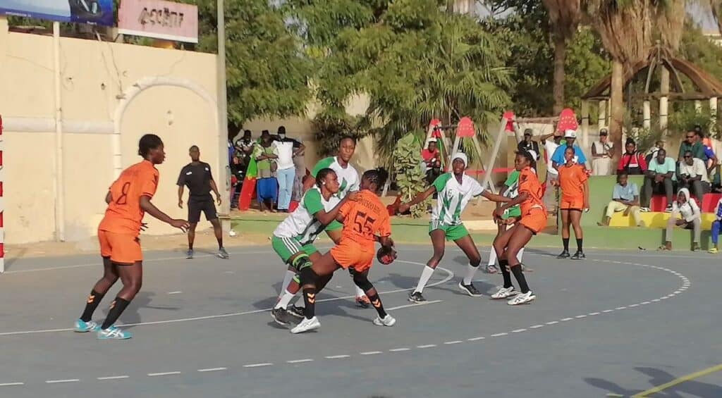 Handball championnat national féminin - J4 : Disso HBC corrige (32-24) Toubacouta et enregistre sa 4ᵉ victoire de la saison - wiwsport Handball championnat national féminin - J4 : Disso HBC corrige (32-24) Toubacouta et enregistre sa 4ᵉ victoire de la saison - wiwsport