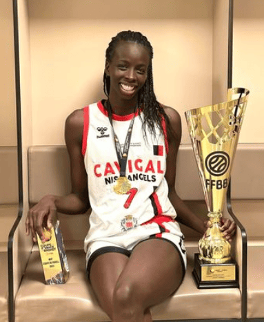 LF2 – France : Léna Timéra (Ailiére Cavigal Nice) : "J'aimerais bien porter les couleurs de l'équipe nationale du Sénégal au moins une fois" - wiwsport LF2 – France : Léna Timéra (Ailiére Cavigal Nice) : "J'aimerais bien porter les couleurs de l'équipe nationale du Sénégal au moins une fois" - wiwsport