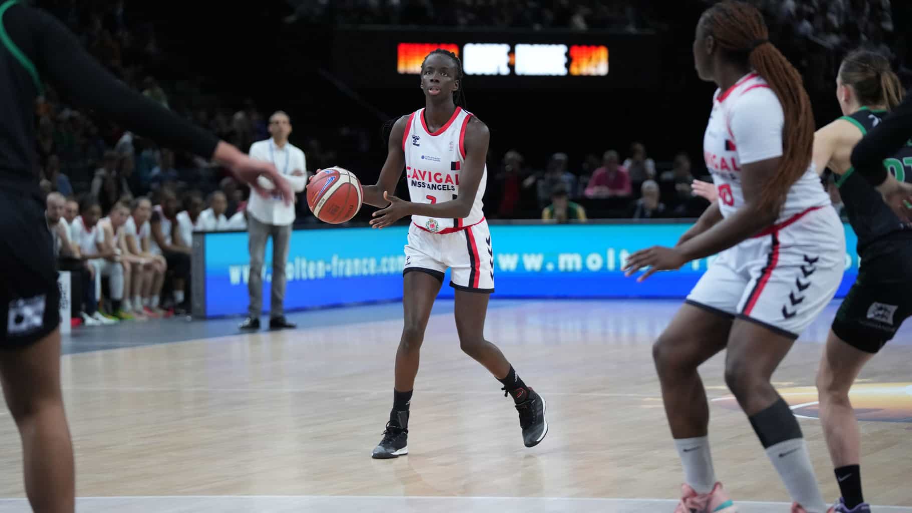 LF2 France – J21 : Léna Timéra et Cavigal Nice enchaînent un troisième succès de rang, en dominant Avenir Chartres (89-68) - wiwsport LF2 France – J21 : Léna Timéra et Cavigal Nice enchaînent un troisième succès de rang, en dominant Avenir Chartres (89-68) - wiwsport