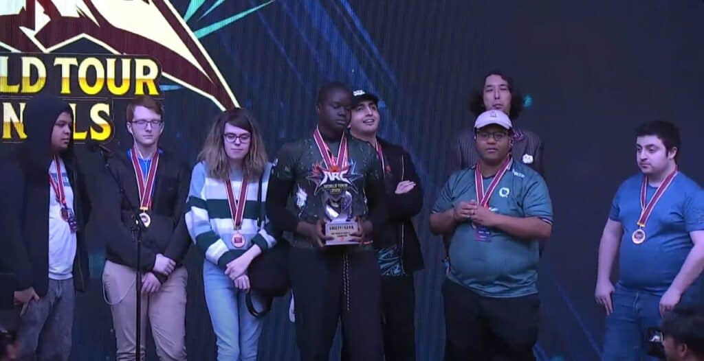 eSport – Le Sénégalais Pape Ismaïla Gueye (Verix), Champion du Monde à L'Arcevo Tour Final. Inédit ! - wiwsport eSport – Le Sénégalais Pape Ismaïla Gueye (Verix), Champion du Monde à L'Arcevo Tour Final. Inédit ! - wiwsport