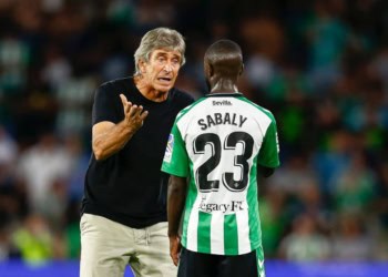 Real Betis : Manuel Pellegrini évoque la "malchance" de Youssouf Sabaly avec les blessures et ses aptitudes de latéral gauche - wiwsport