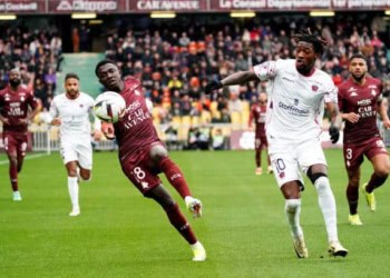 Ligue 1 : Metz enchaîne et rapproche Clermont de la Ligue 2 - wiwsport