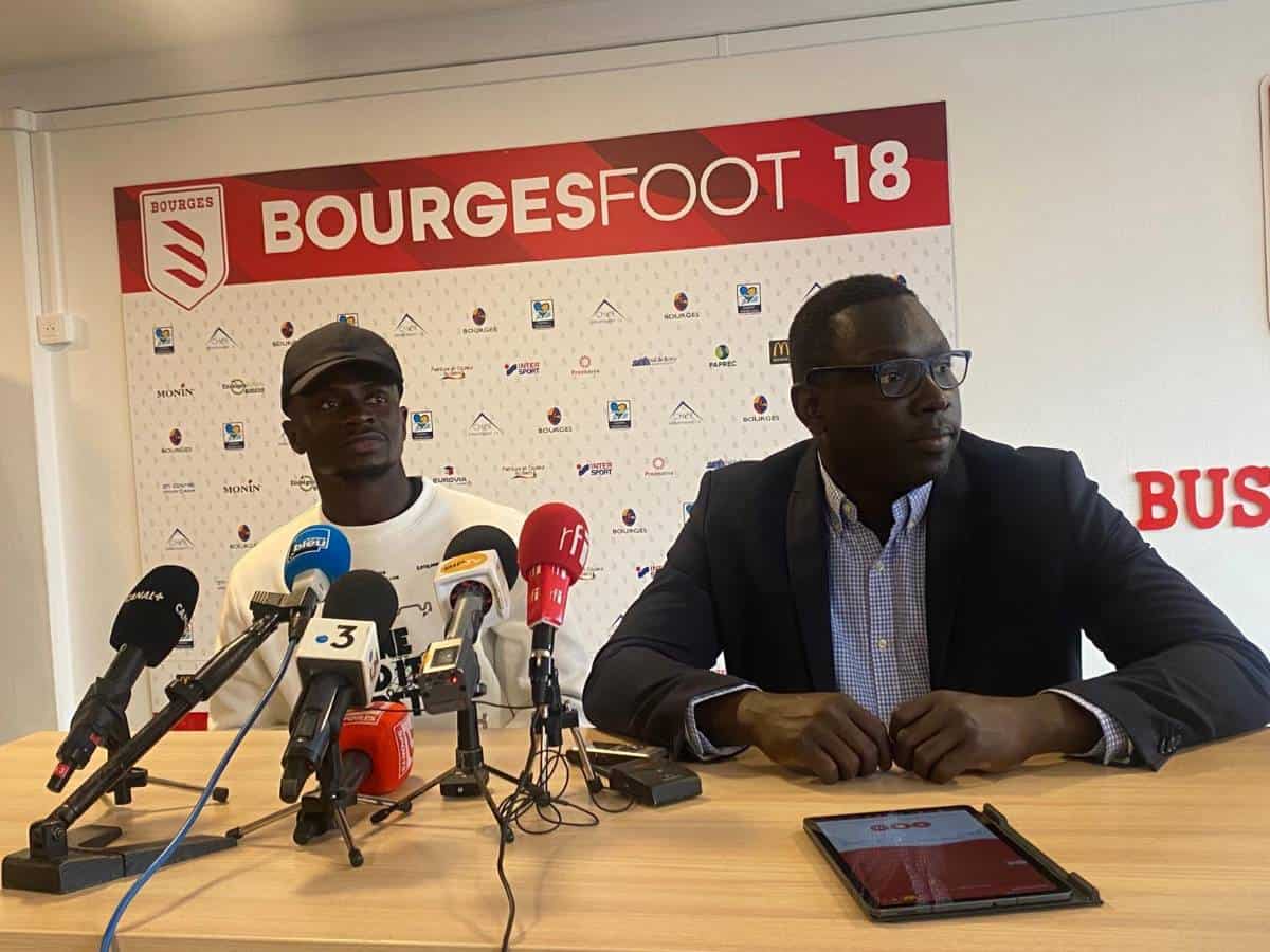 Sadio Mané sur le départ de Jurgen Klopp de Liverpool : « Peut-être qu'il va venir à Bourges » - wiwsport Crédit image : Le Berry Républicain