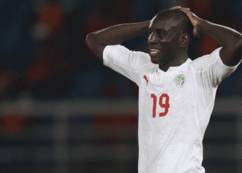 Equipe Nationale : Demba Ba désapprouve la prolongation d'Aliou Cissé - wiwsport