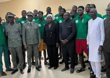 BAL 2024 - Conférence Sahara : L'AS Douanes accueille la visite du ministre des sports et du président de la FSBB - wiwsport