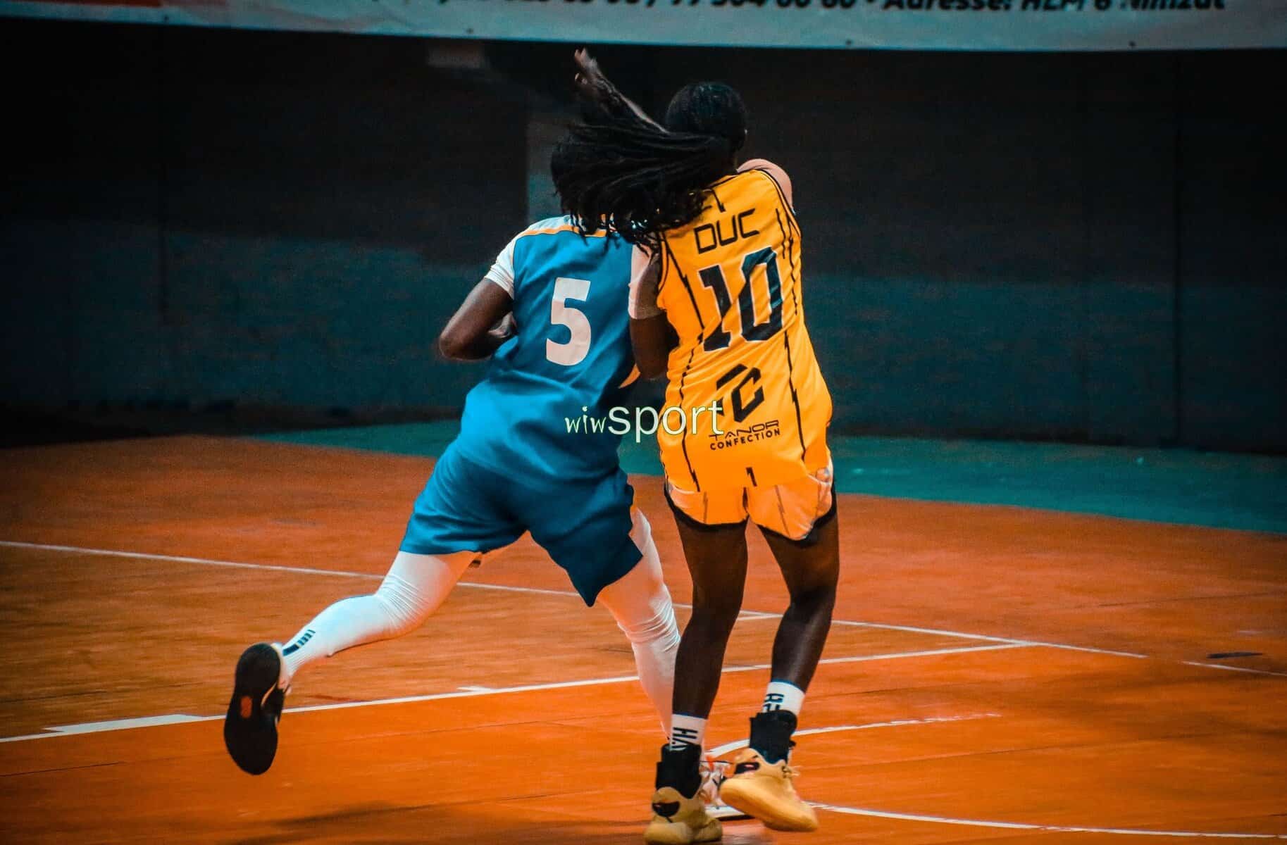 Tout en images : L'ASCVD remporte la victoire sur DUC (43-34) et se qualifie pour la finale aux côtés du promu GBA - wiwsport