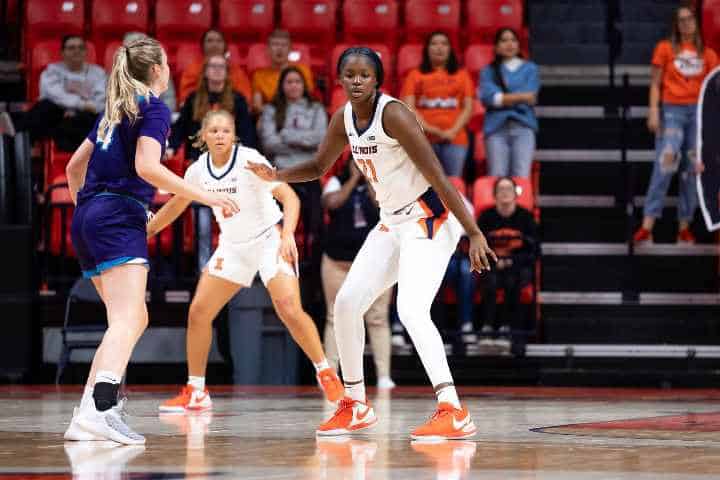 Big Ten Conférence - Aïcha Ndour, pivot de l'équipe d'Illinois : "J'aspire à changer d'équipe pour continuer ma brillante carrière" - wiwsport