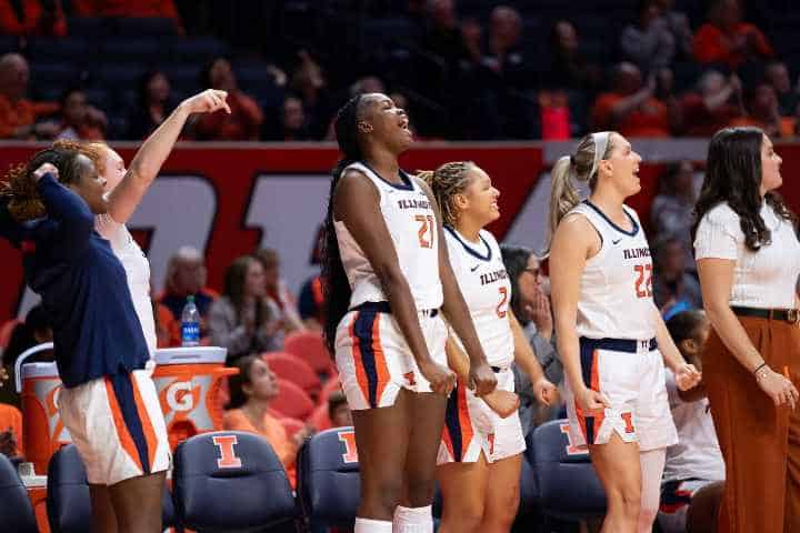 Big Ten Conférence - Aïcha Ndour, pivot de l'équipe d'Illinois : "J'aspire à changer d'équipe pour continuer ma brillante carrière" - wiwsport
