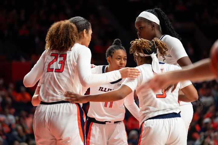 Big Ten Conférence - Aïcha Ndour, pivot de l'équipe d'Illinois : "J'aspire à changer d'équipe pour continuer ma brillante carrière" - wiwsport