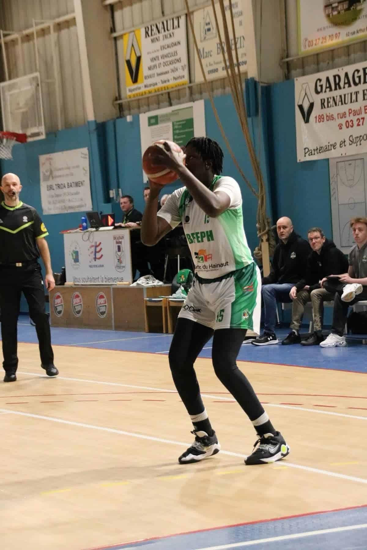 France NF1 - Arame Niang (Pivot Escaudain) : "Je suis et je resterai toujours prête à défendre les couleurs de l'équipe nationale du Sénégal" - wiwsport France NF1 - Arame Niang (Pivot Escaudain) : "Je suis et je resterai toujours prête à défendre les couleurs de l'équipe nationale du Sénégal" - wiwsport
