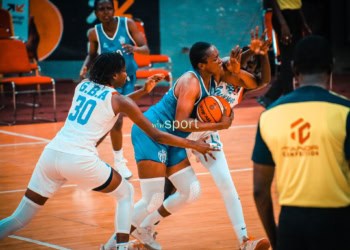 En images exclusives : GBA remporte la victoire face à Jeanne d'Arc avec un score final de 61 à 60, se qualifiant ainsi pour la finale de la coupe de ligue Dames - wiwsport