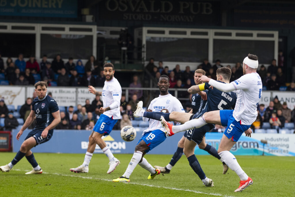 Premiership : Abdallah Sima et les Rangers boivent la tasse contre Ross County - wiwsport Premiership : Abdallah Sima et les Rangers boivent la tasse contre Ross County - wiwsport