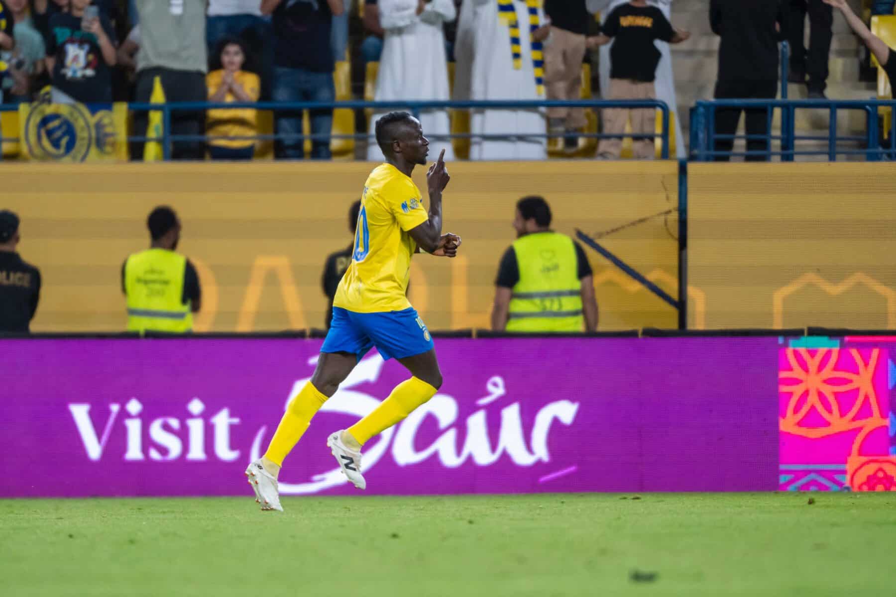 Saudi Pro League : Sadio Mané se rattrape avec un doublé, Al-Nassr fait craquer Al-Fayha - wiwsport Saudi Pro League : Sadio Mané se rattrape avec un doublé, Al-Nassr fait craquer Al-Fayha - wiwsport