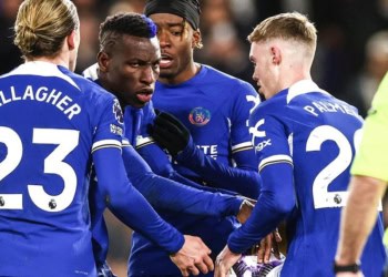 Chelsea - Mauricio Pochettino tape du poing sur la table après le penaltygate contre Everton : « On ne peut plus se comporter comme des enfants » - wiwsport Chelsea – Mauricio Pochettino tape du poing sur la table après le penaltygate contre Everton : « On ne peut plus se comporter comme des enfants »
