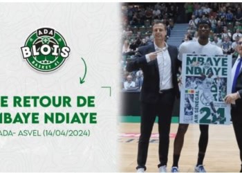 ADA Blois / ASVEL : De retour au jeu de Paume, Mbaye Ndiaye reçoit des ovations du public - wiwsport