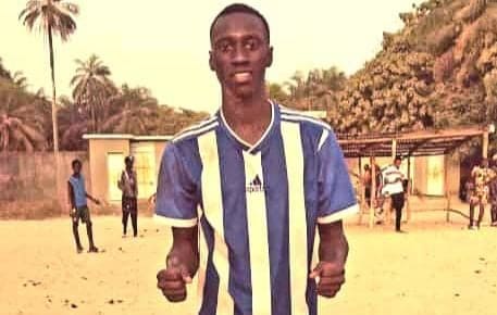 Diabancounda FC d'Abéné : Moussa Demba suscite l'admiration grâce à son talent exceptionnel - wiwsport Diabancounda FC d'Abéné : Moussa Demba suscite l'admiration grâce à son talent exceptionnel - wiwsport