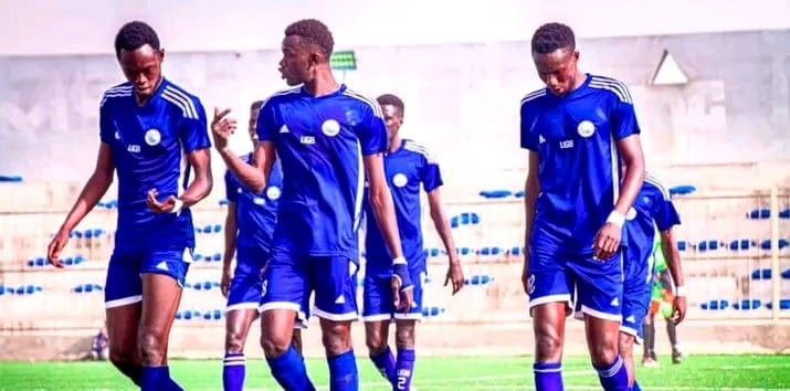 Nationale 1 – J18 : Étoile Lusitana perd à domicile contre la Jeanne d'Arc (0-4), l'Université SC bat l'AS Bambey (2-0) et la dépasse au classement - wiwsport Nationale 1 – J18 : Étoile Lusitana perd à domicile contre la Jeanne d'Arc (0-4), l'Université SC bat l'AS Bambey (2-0) et la dépasse au classement - wiwsport