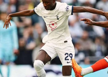 Premier League -J31 : Pape Matar débutera le derby de Londres contre West Ham sur le banc - wiwsport