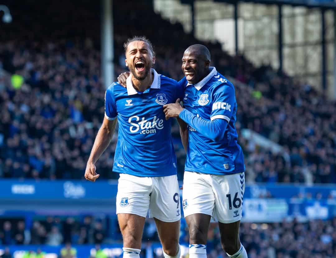 Premier League -J32 : Sans Idrissa Gana Guèye, Everton s’est imposé (1-0) devant Burnley et s’éloigne un peu de la zone rouge - wiwsport Premier League -J32 : Sans Idrissa Gana Guèye, Everton s’est imposé (1-0) devant Burnley et s’éloigne un peu de la zone rouge - wiwsport