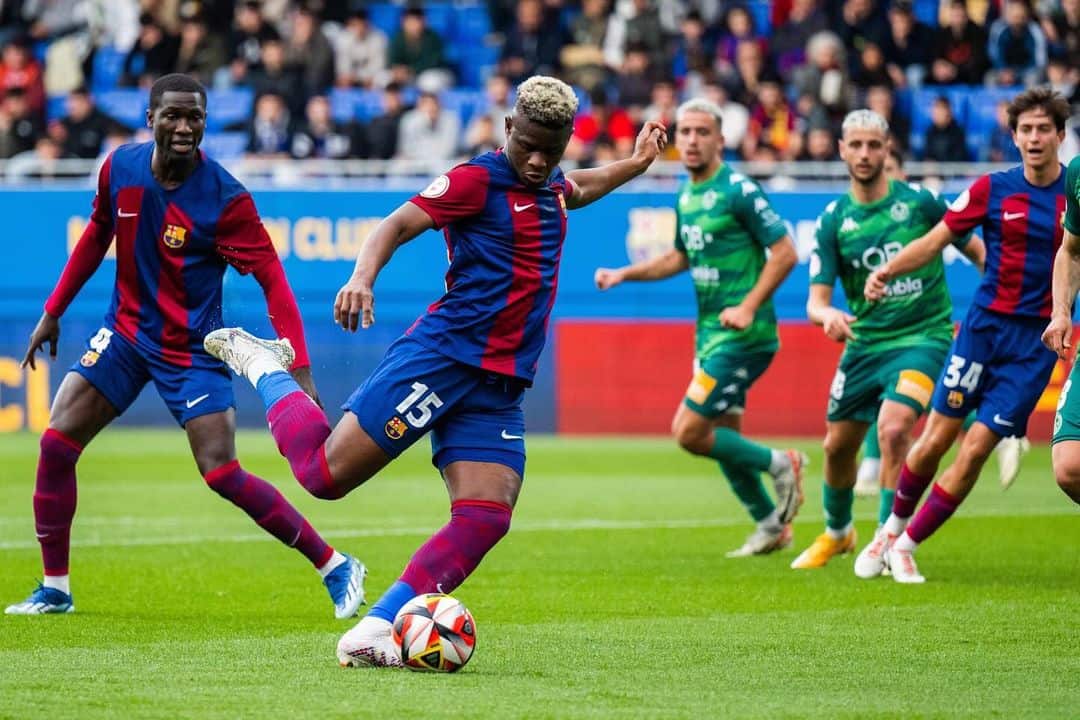 FC Barcelone : Vers une titularisation de Mikayil Faye contre Cádiz ? Xavi : « Oui, il pourrait débuter, il est prêt » - wiwsport