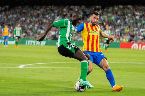 LaLiga : Youssouf Sabaly (Real Betis) titulaire face à Valence - wiwsport LaLiga : Youssouf Sabaly (Real Betis) titulaire face à Valence - wiwsport