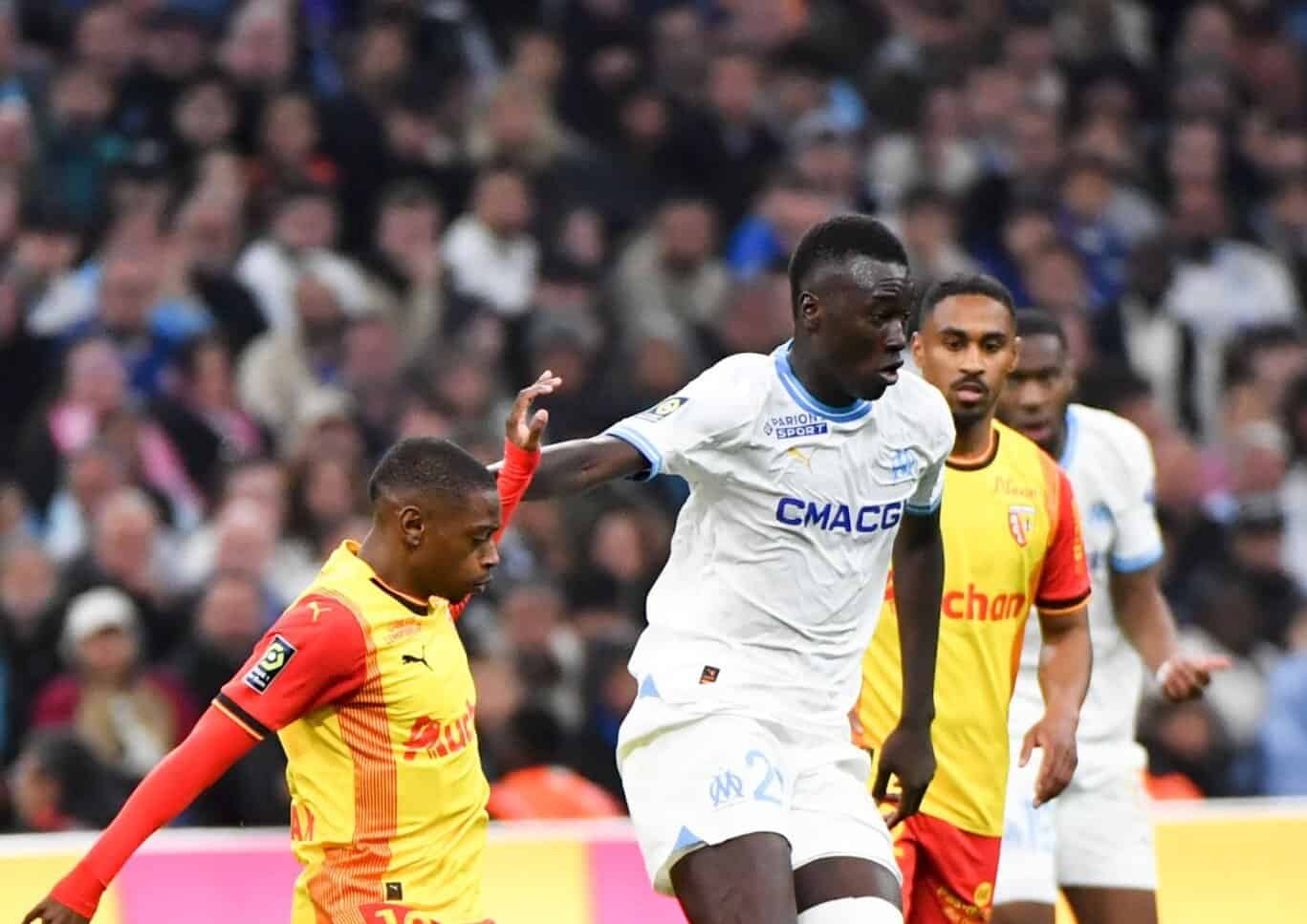 Marseille : Le Message clair de Pape Gueye sur son avenir à l'OM - wiwsport Marseille : Le Message clair de Pape Gueye sur son avenir à l'OM - wiwsport