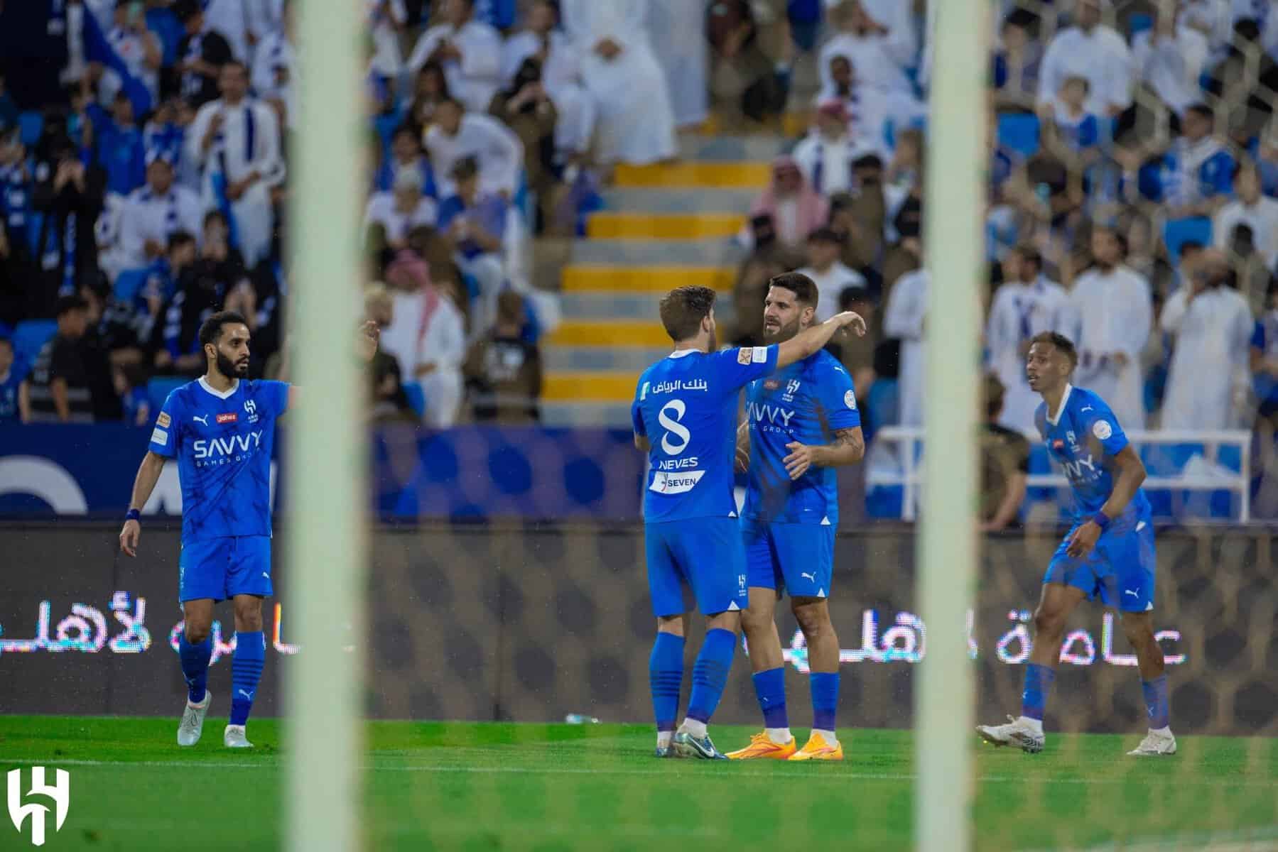 Saudi Pro League : Al-Hilal de Kalidou Koulibaly poursuit son invincibilité contre Al-Taawoun et se rapproche du titre - wiwsport Saudi Pro League : Al-Hilal de Kalidou Koulibaly poursuit son invincibilité contre Al-Taawoun et se rapproche du titre - wiwsport