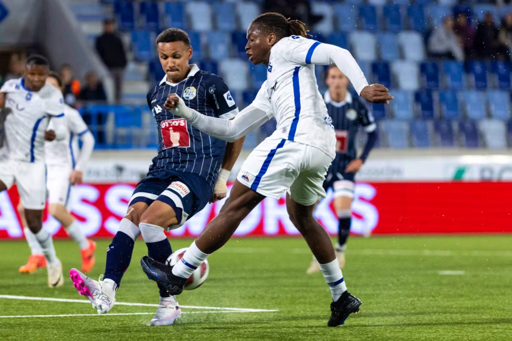 Super League Suisse : Le Lausanne-Sport corrige le Stade-Lausanne Ouchy avec un doublé de Kaly Sène et valide son maintien - wiwsport Super League Suisse : Le Lausanne-Sport corrige le Stade-Lausanne Ouchy avec un doublé de Kaly Sène et valide son maintien - wiwsport