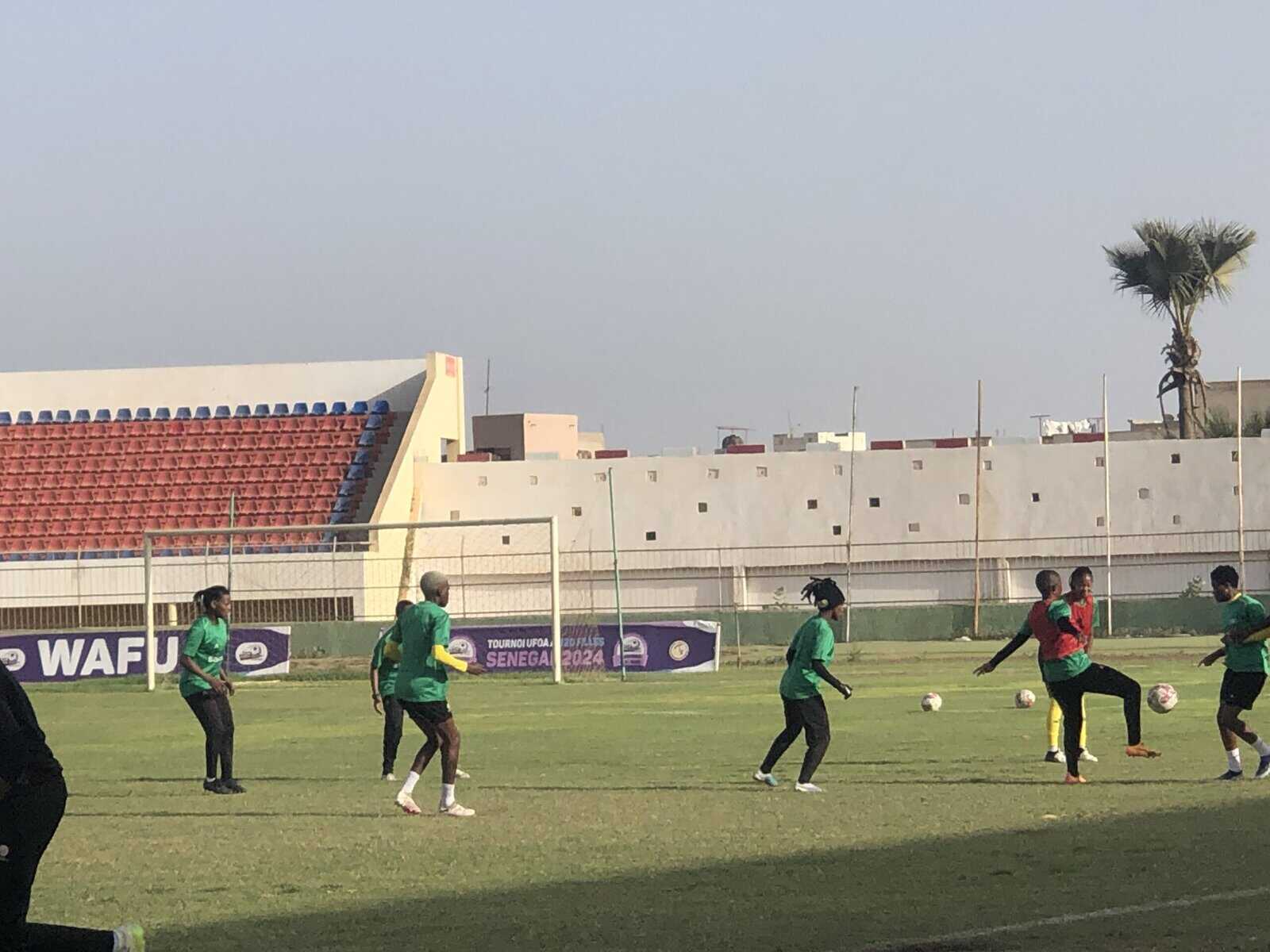 Sénégal vs Afrique du Sud : Les Banyana Banyana ont effectué leur séance d'entraînement à Lat Dior - wiwsport Sénégal vs Afrique du Sud : Les Banyana Banyana ont effectué leur séance d'entraînement à Lat Dior - wiwsport