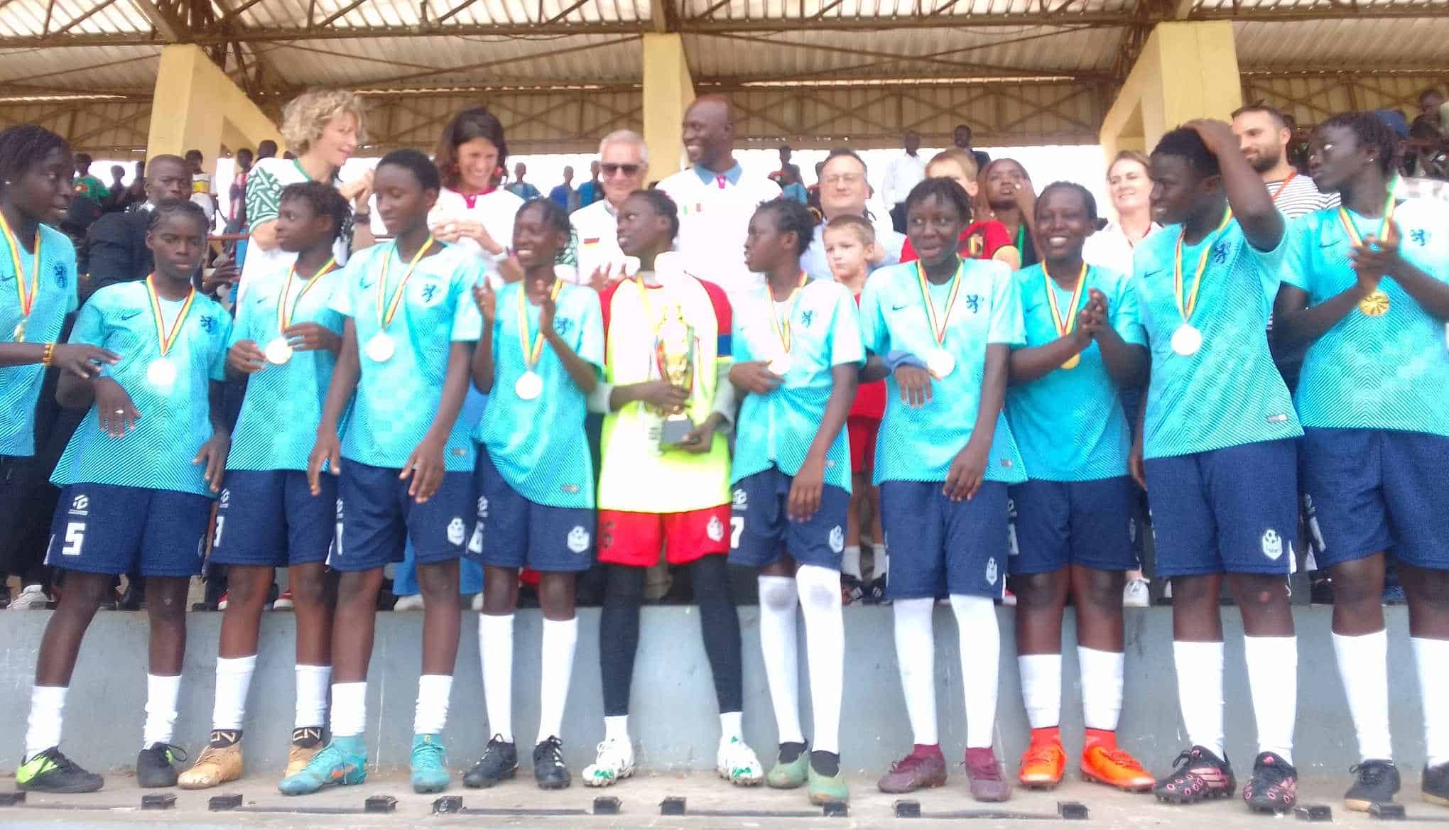 CDM - Tournoi Flash (F) : Grand Yoff FC s'offre le trophée après avoir battu Cneps Excellence aux tirs au but (2-1) - wiwsport CDM - Tournoi Flash (F) : Grand Yoff FC s'offre le trophée après avoir battu Cneps Excellence aux tirs au but (2-1) - wiwsport