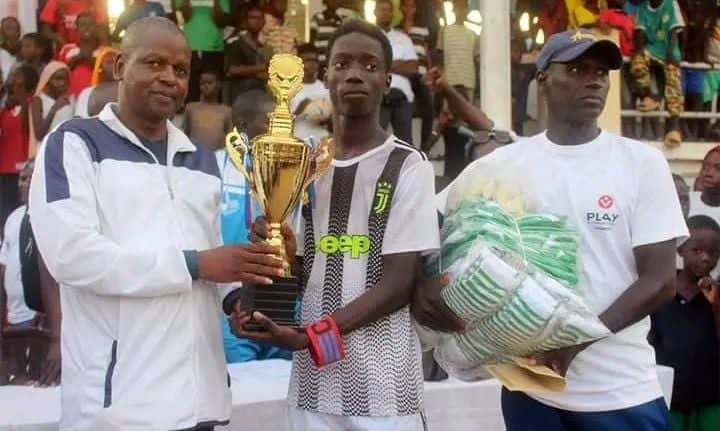 Finales Départementales – Sport Scolaire : Le Lycée de Kénia et l'école élémentaire Amadou Tidiane Beye remportent les titres - wiwsport Finales Départementales – Sport Scolaire : Le Lycée de Kénia et l'école élémentaire Amadou Tidiane Beye remportent les titres - wiwsport