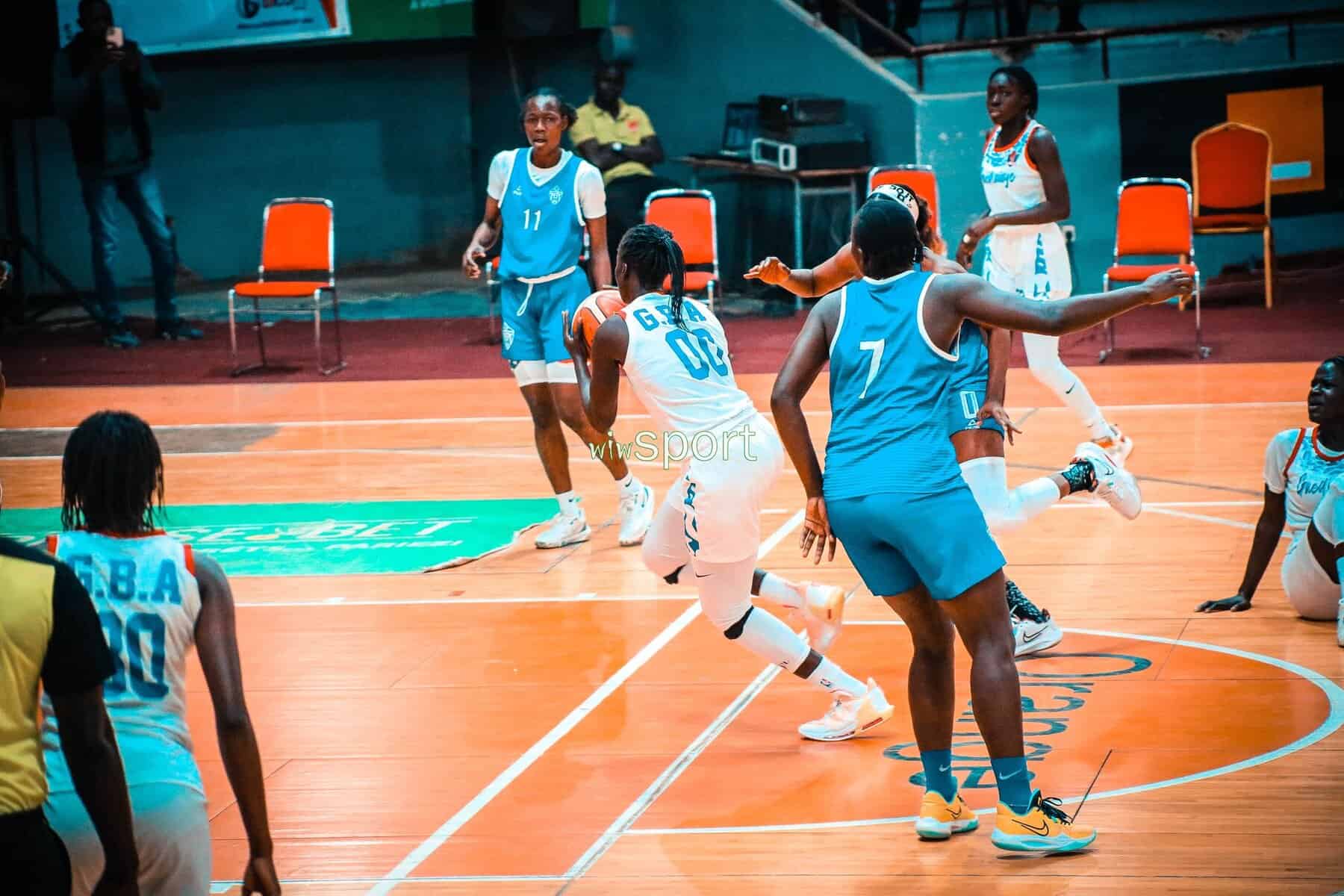 N1 Féminin - J14 : En attendant les play-offs, la GBA achève brillamment la première phase en battant le Jaraaf (48-46) - wiwsport N1 Féminin - J14 : En attendant les play-offs, la GBA achève brillamment la première phase en battant le Jaraaf (48-46) - wiwsport