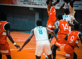 N1 Maculin - J12 : La GBA remporte le match sur le fil contre l'USO (60-55), et se rapproche des play-offs - wiwsport