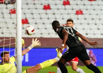 Süper Lig : Vainqueur d'Antalyaspor avec un but de Mame Baba Thiam, Pendikspor reprend espoir pour le maintien - wiwsport