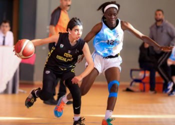 Playoffs – 1DND Maroc : Khady Niang effectue une bonne performance (23 points, 12 rebonds) et l&rsquo;ACSMM domine ESM