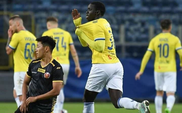 D2 Pologne : Un but de Mbaye Jacques Ndiaye permet à Motor Lublin d'arracher le nul face à Znicz (3-3) - wiwsport D2 Pologne : Un but de Mbaye Jacques Ndiaye permet à Motor Lublin d'arracher le nul face à Znicz (3-3) - wiwsport