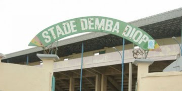 Augustin Senghor sur les travaux de rénovation du stade Demba Diop : « Le stade aurait déjà dû être ouvert… On a de quoi s’inquiéter » - wiwsport