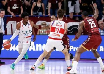 Série A - Playoffs : L'aventure de Mouhamed Faye et Reggiana s'arrête en quart de finale après leur défaite contre Venesia (83-67) - wiwsport
