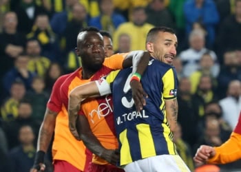 Turquie : Mbaye Diagne apporte son soutien à Galatasaray, avant le derby décisif contre Fenerbahçe - wiwsport