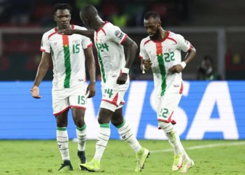Qualifications Mondial 2026 : Le Burkina Faso tenu en échec par la Sierra Leone (2-2) - wiwsport