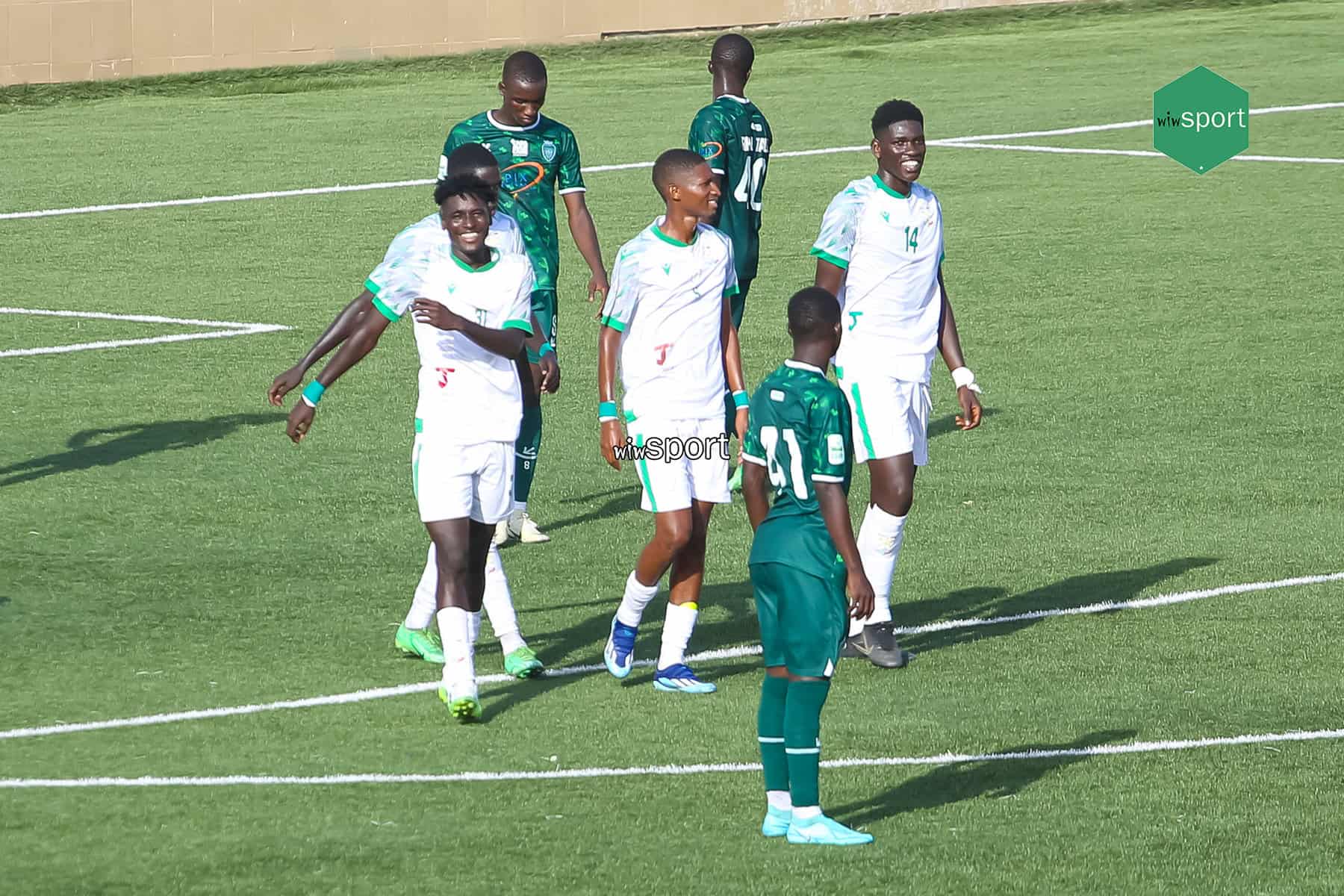 Coupe du Sénégal : Le Jaraaf s'impose face au Casa Sports et se qualifie pour les demi-finales - wiwsport Coupe du Sénégal : Le Jaraaf s'impose face au Casa Sports et se qualifie pour les demi-finales - wiwsport